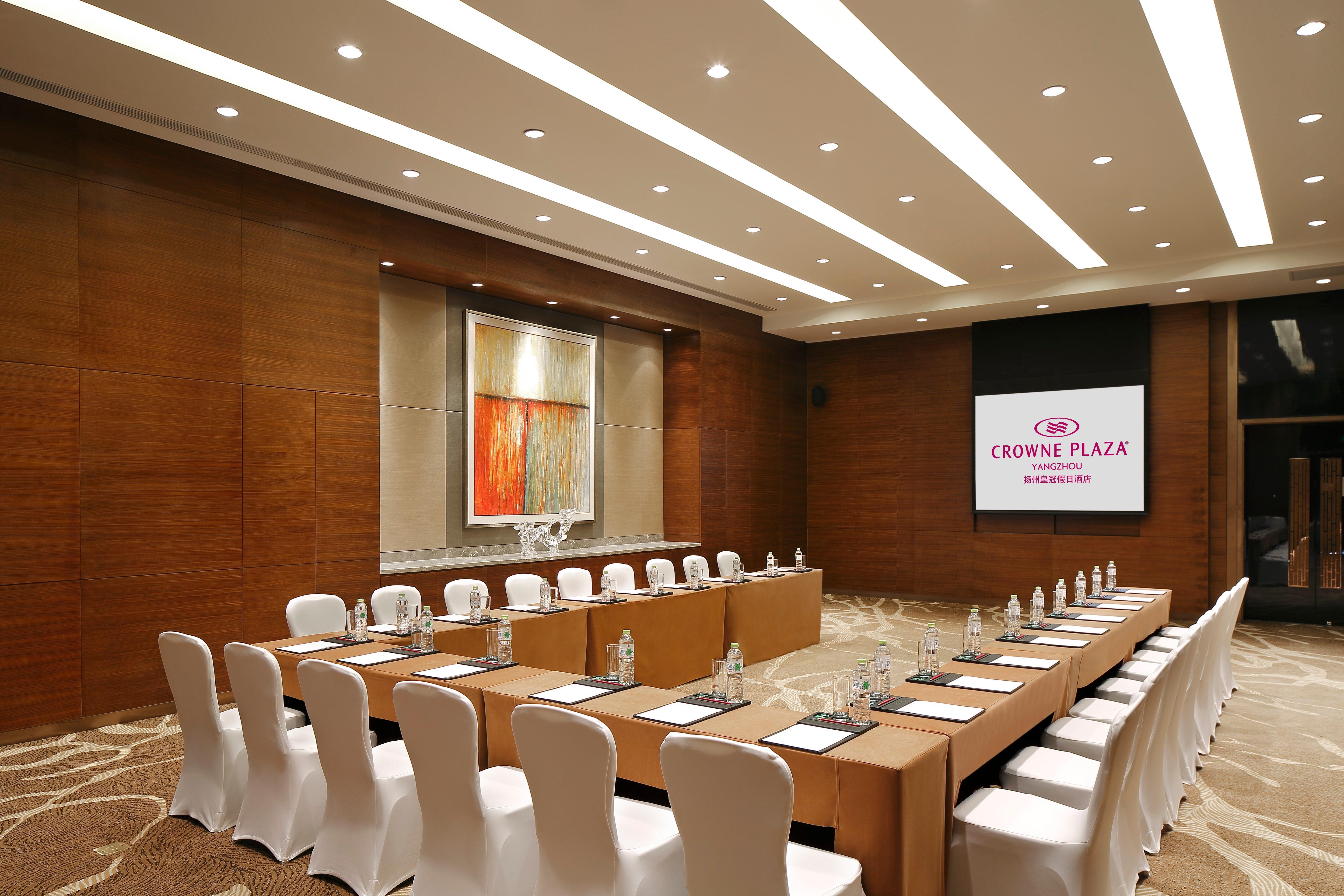 Hotel Crowne Plaza Yangzhou By Ihg Esterno foto