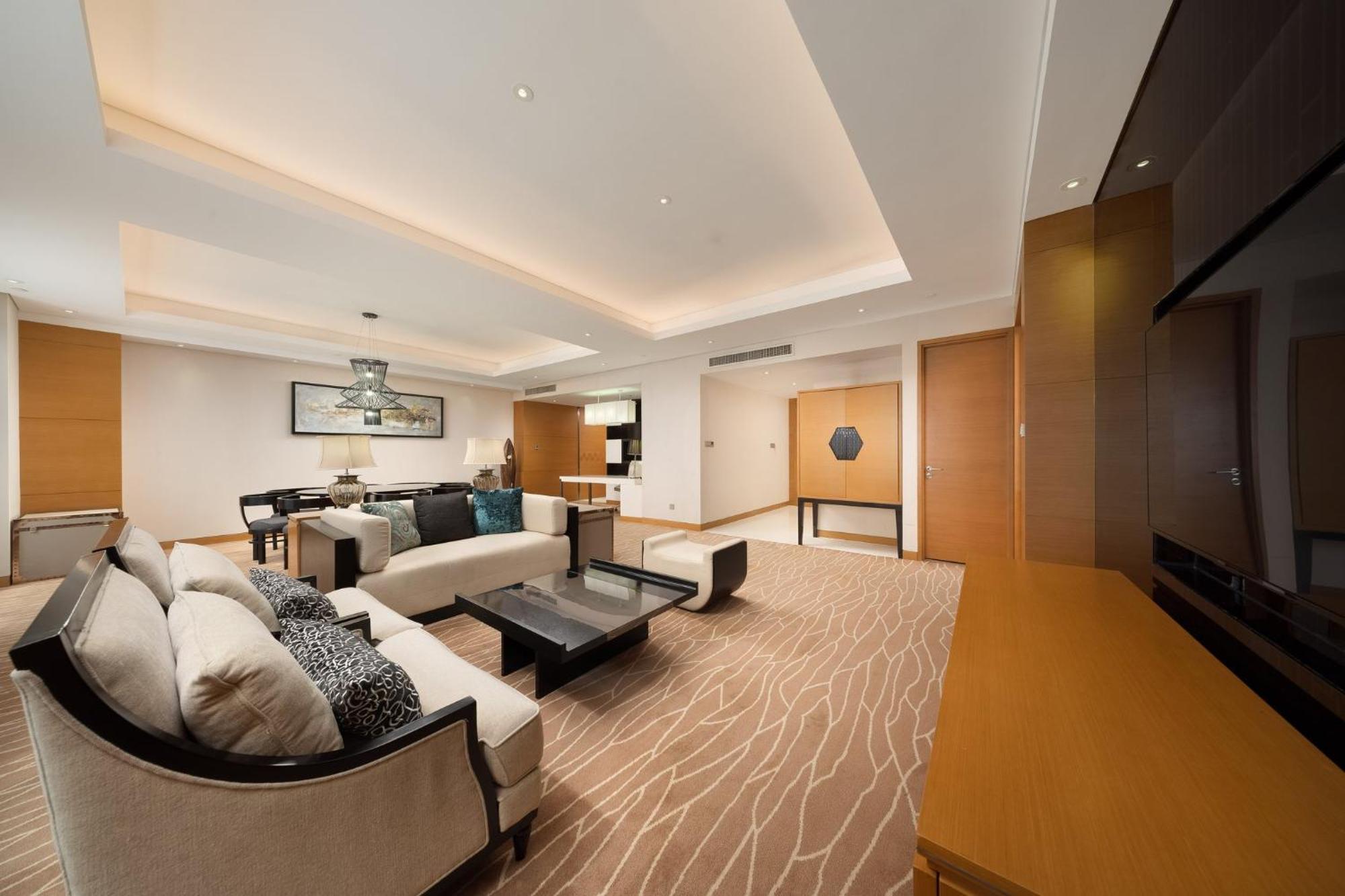 Hotel Crowne Plaza Yangzhou By Ihg Esterno foto